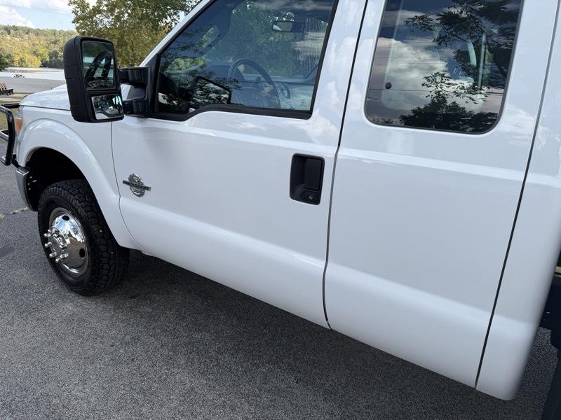 Ford F-350 SD XL SuperCab Long Bed DRW 4WD 2012