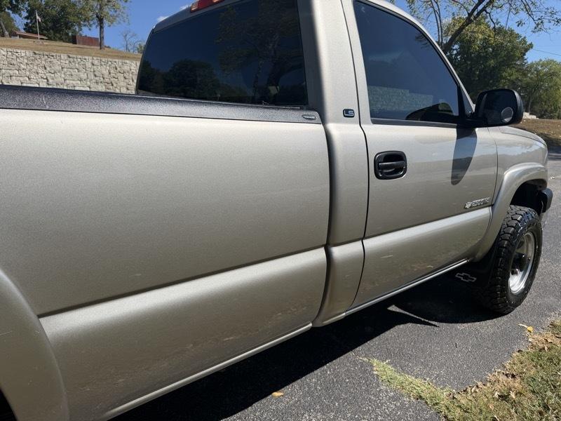 Chevrolet Silverado 2500HD 4WD 2003
