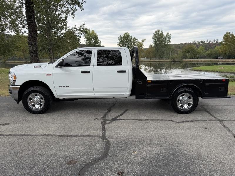 RAM 3500 Regular Cab Standard Weel Base 4WD 2022