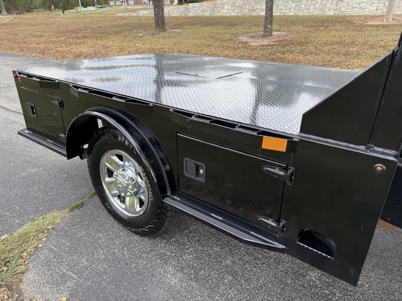 RAM 3500 Regular Cab Standard Weel Base 4WD 2022
