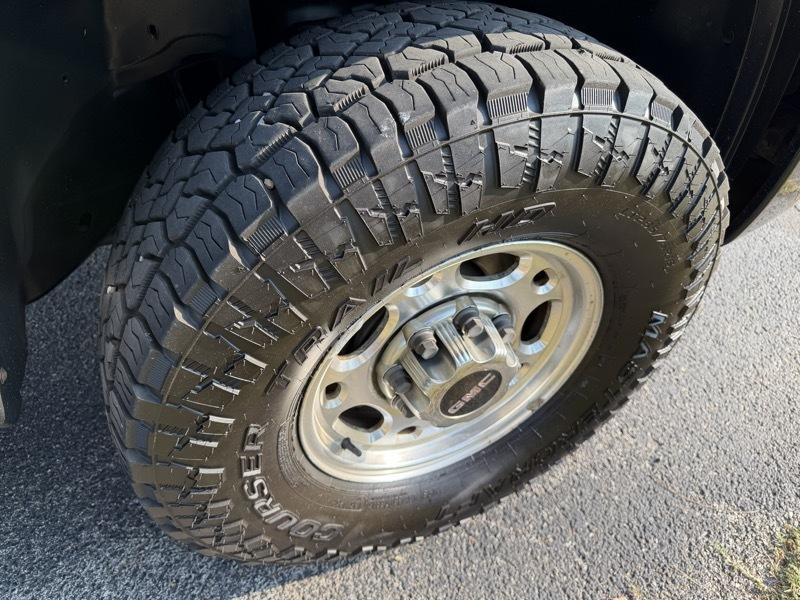 GMC Sierra 2500HD SLE Ext. Cab Short Bed 4WD 2003
