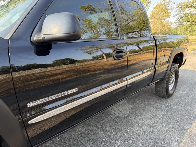 GMC Sierra 2500HD SLE Ext. Cab Short Bed 4WD 2003
