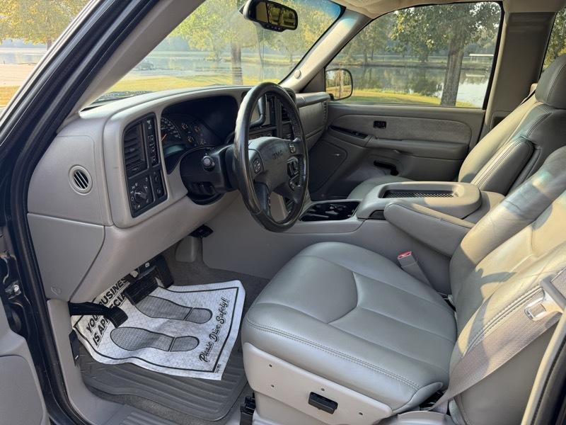 GMC Sierra 2500HD SLE Ext. Cab Short Bed 4WD 2003