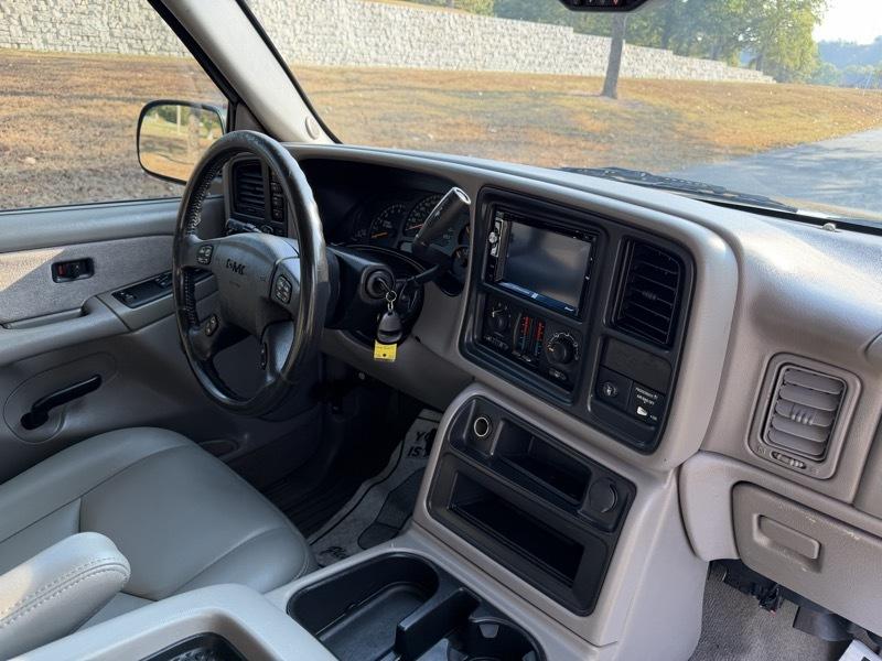 GMC Sierra 2500HD SLE Ext. Cab Short Bed 4WD 2003