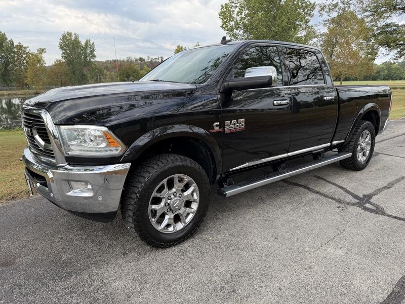 RAM 2500 Limited Crew Cab SWB 4WD 2016