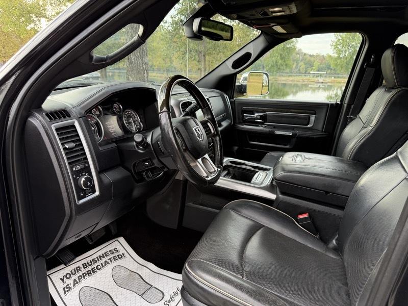 RAM 2500 Limited Crew Cab SWB 4WD 2016