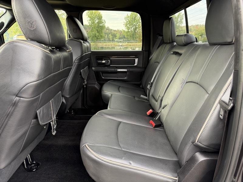 RAM 2500 Limited Crew Cab SWB 4WD 2016