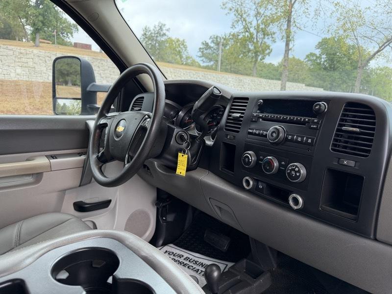 Chevrolet Silverado 3500HD Work Truck Long Box 4WD 2013
