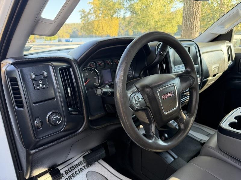 GMC Sierra 2500HD Base Double Cab 4WD 2018