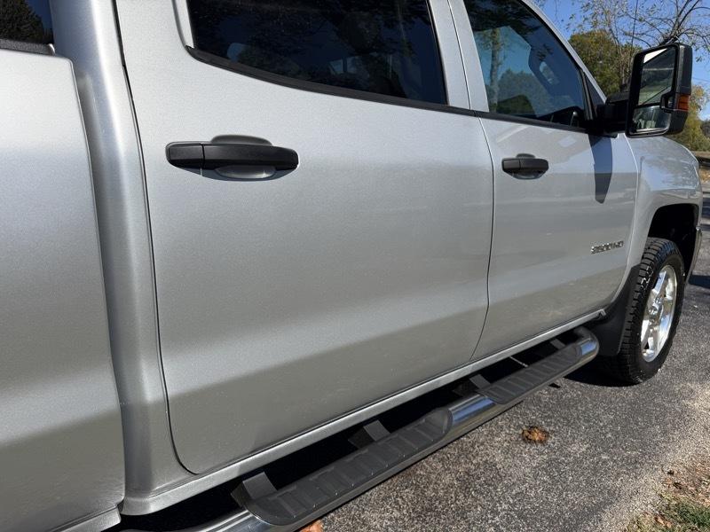 Chevrolet Silverado 2500HD Work Truck Crew Cab Short Box 4WD 2019