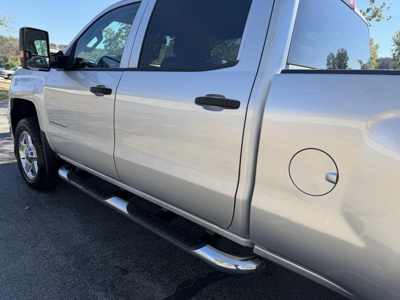 Chevrolet Silverado 2500HD Work Truck Crew Cab Short Box 4WD 2019