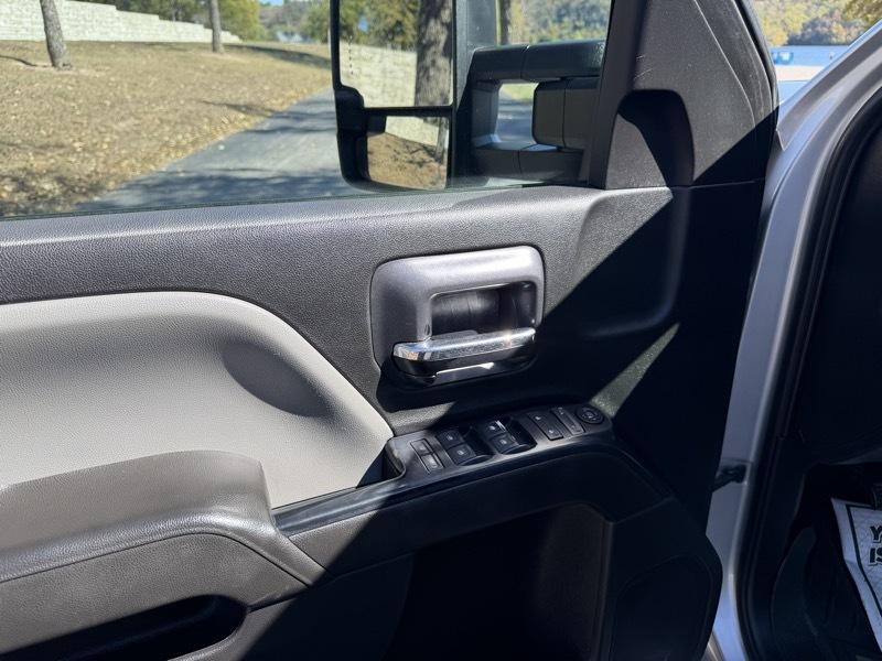 Chevrolet Silverado 2500HD Work Truck Crew Cab Short Box 4WD 2019