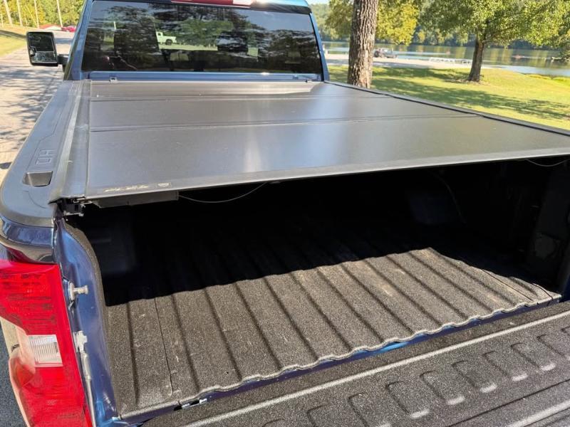 Chevrolet Silverado 2500HD Custom Crew Cab Short Box 4WD 2023