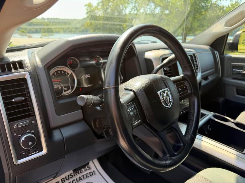 RAM 2500 SLT Crew Cab SWB 4WD 2015