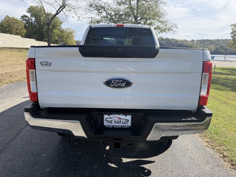 Ford F-250 SD XLT Crew Cab 4WD 2017