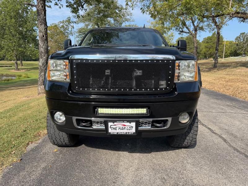 GMC Sierra 2500HD Denali Crew Cab 4WD 2014