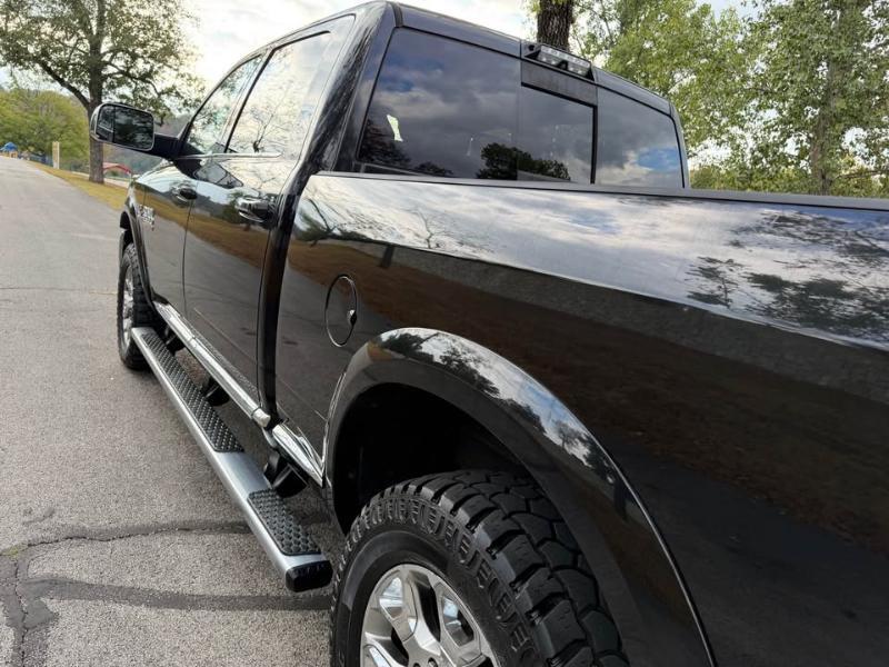 RAM 2500 Longhorn Crew Cab SWB 4WD 2016