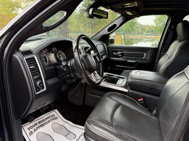 RAM 2500 Longhorn Crew Cab SWB 4WD 2016