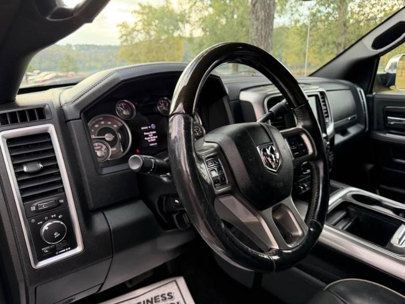 RAM 2500 Longhorn Crew Cab SWB 4WD 2016