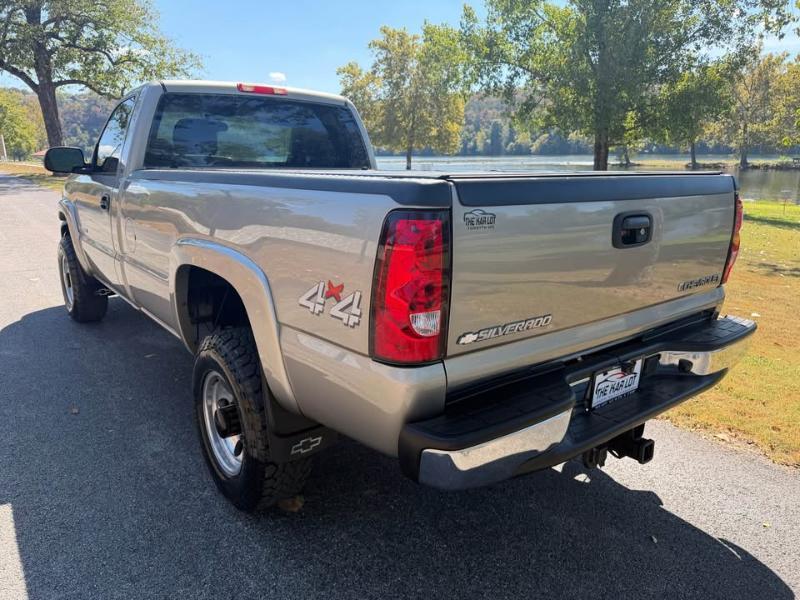 Chevrolet Silverado 2500HD 4WD 2003