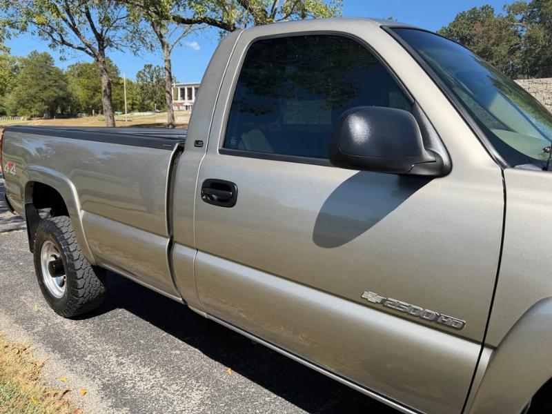 Chevrolet Silverado 2500HD 4WD 2003