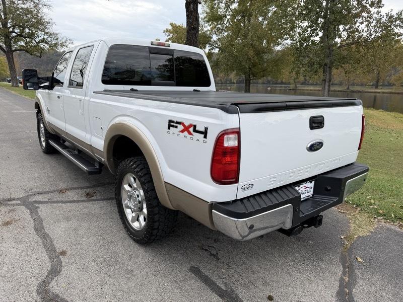 Ford F-250 SD Lariat Crew Cab 4WD 2011