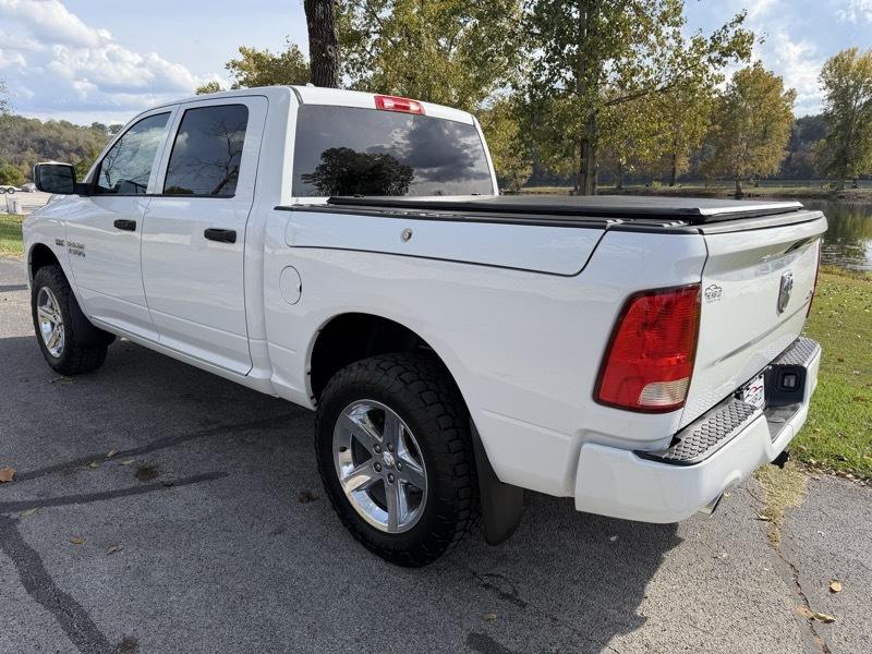 RAM 1500 Tradesman Crew Cab SWB 4WD 2014
