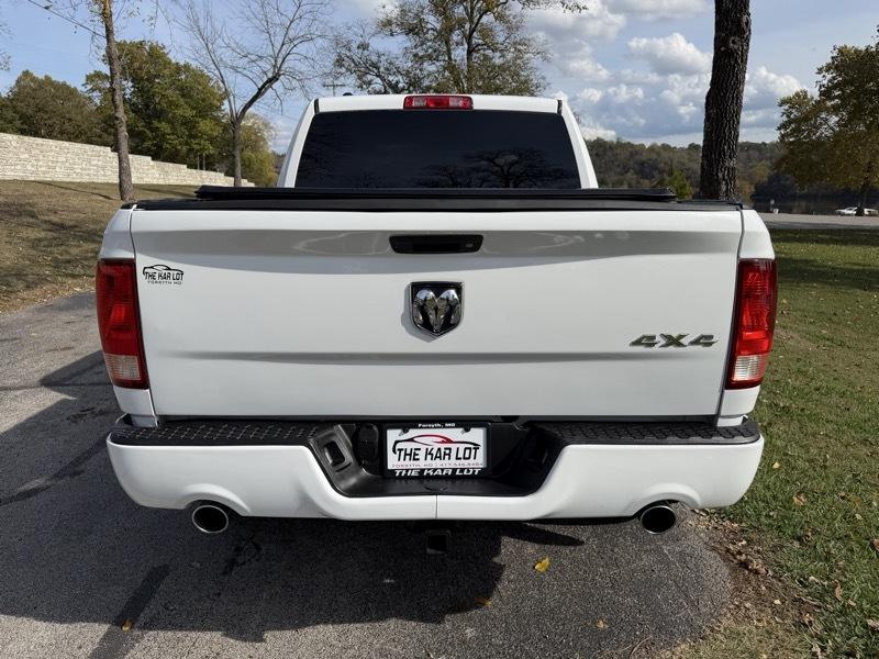 RAM 1500 Tradesman Crew Cab SWB 4WD 2014