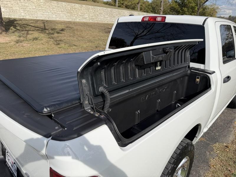 RAM 1500 Tradesman Crew Cab SWB 4WD 2014