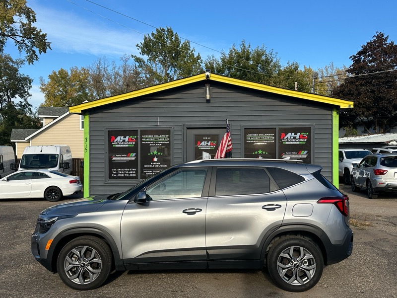Kia Seltos S IVT AWD 2024 Kia Seltos S IVT AWD 2024