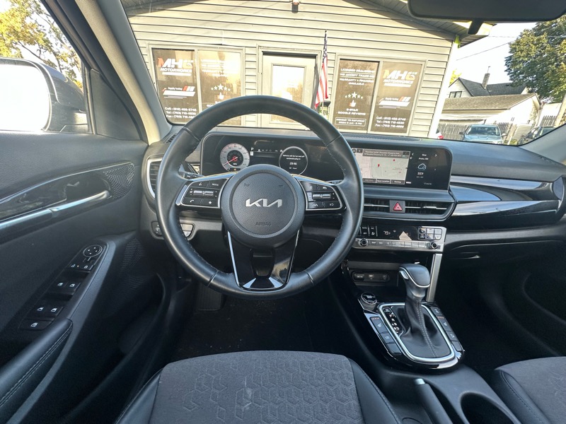 Kia Seltos S IVT AWD 2024 Kia Seltos S IVT AWD 2024