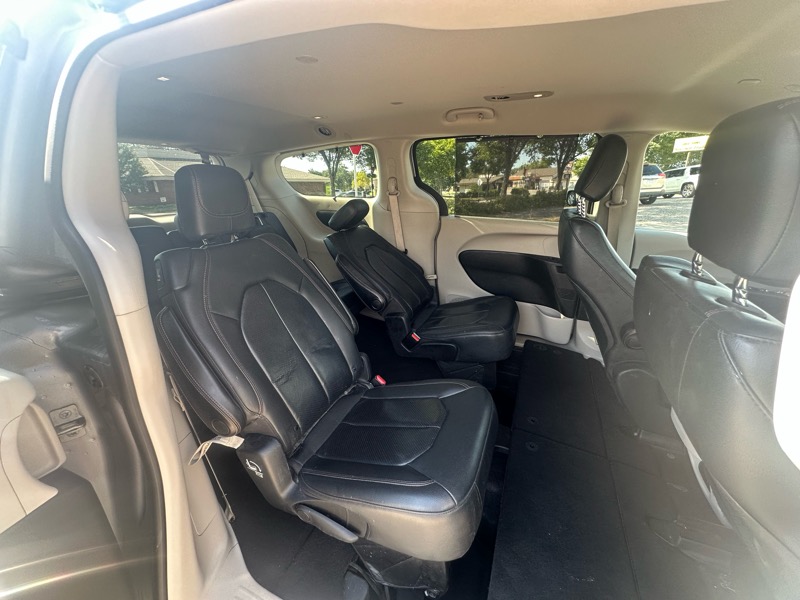 Chrysler Pacifica Touring L FWD 2020 Chrysler Pacifica Touring L FWD 2020