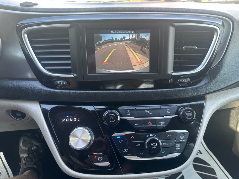 Chrysler Pacifica Touring L FWD 2020 Chrysler Pacifica Touring L FWD 2020