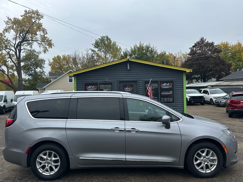 Chrysler Pacifica Touring L FWD 2020 Chrysler Pacifica Touring L FWD 2020