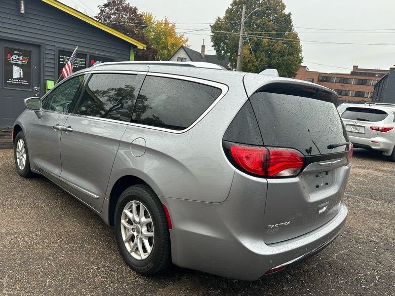 Chrysler Pacifica Touring L FWD 2020 Chrysler Pacifica Touring L FWD 2020