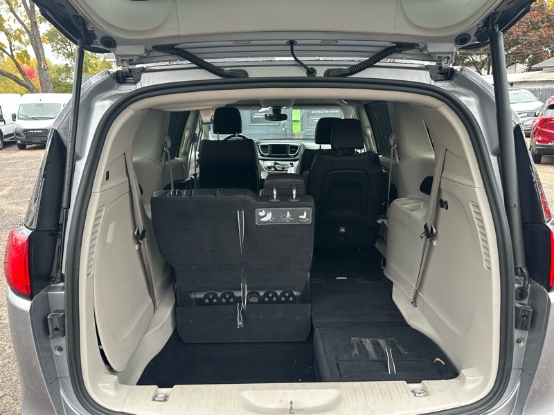 Chrysler Pacifica Touring L FWD 2020 Chrysler Pacifica Touring L FWD 2020