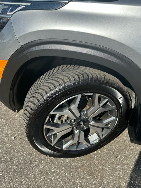 Kia Seltos EX IVT AWD 2021 Kia Seltos EX IVT AWD 2021