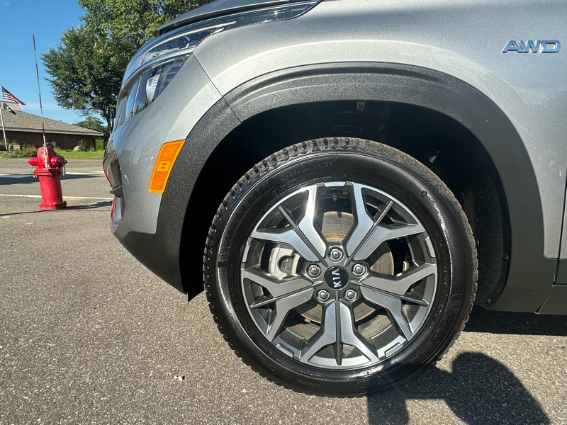 Kia Seltos EX IVT AWD 2021 Kia Seltos EX IVT AWD 2021