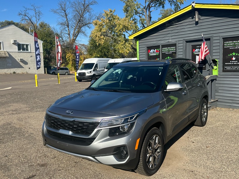 Kia Seltos EX IVT AWD 2021 Kia Seltos EX IVT AWD 2021