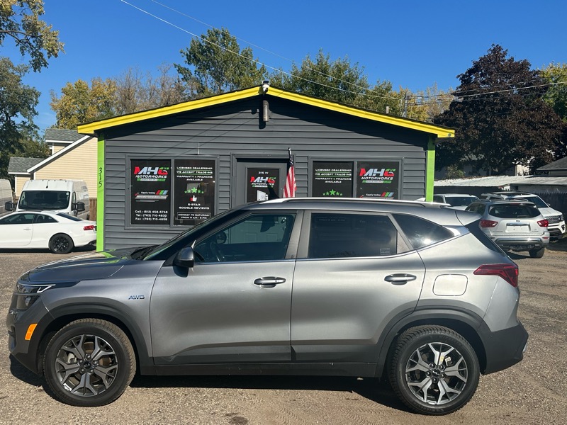 Kia Seltos EX IVT AWD 2021 Kia Seltos EX IVT AWD 2021