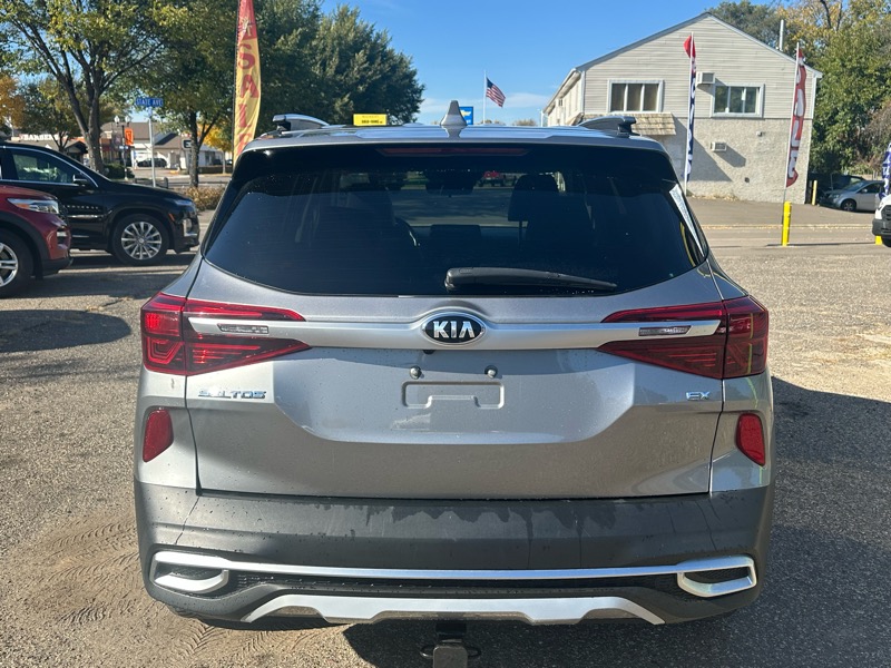 Kia Seltos EX IVT AWD 2021 Kia Seltos EX IVT AWD 2021