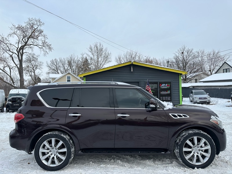 Infiniti QX56 4WD 4dr 7-passenger 2012