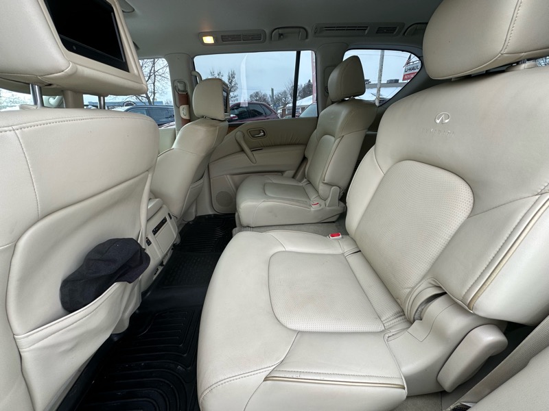 Infiniti QX56 4WD 4dr 7-passenger 2012