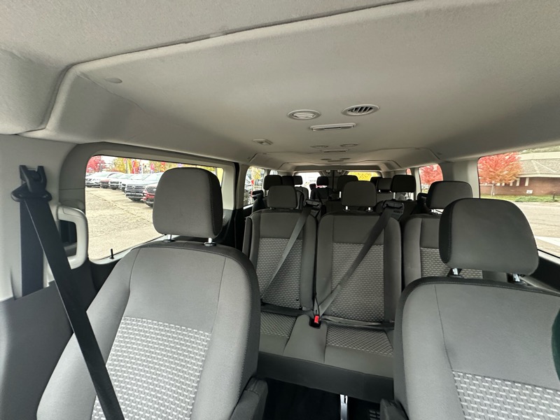 Ford Transit Passenger Wagon T-350 148" Low Roof XLT RWD 2025 Ford Transit Passenger Wagon T-350 148" Low Roof XLT RWD 2025