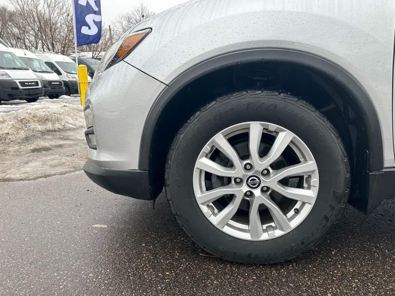 Nissan Rogue AWD SV 2018