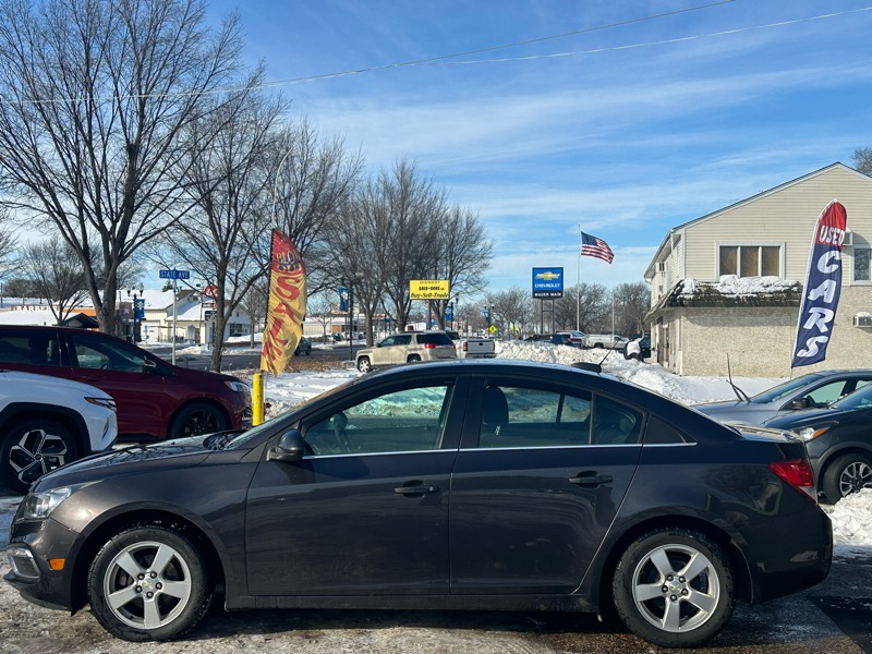 Chevrolet Cruze Limited 4dr Sdn Auto LT w/1LT 2016