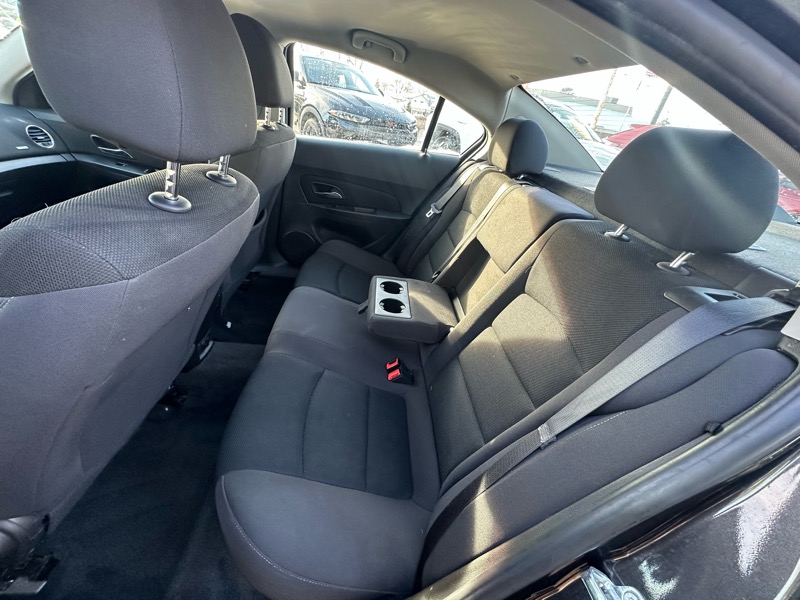 Chevrolet Cruze Limited 4dr Sdn Auto LT w/1LT 2016