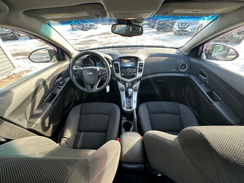 Chevrolet Cruze Limited 4dr Sdn Auto LT w/1LT 2016