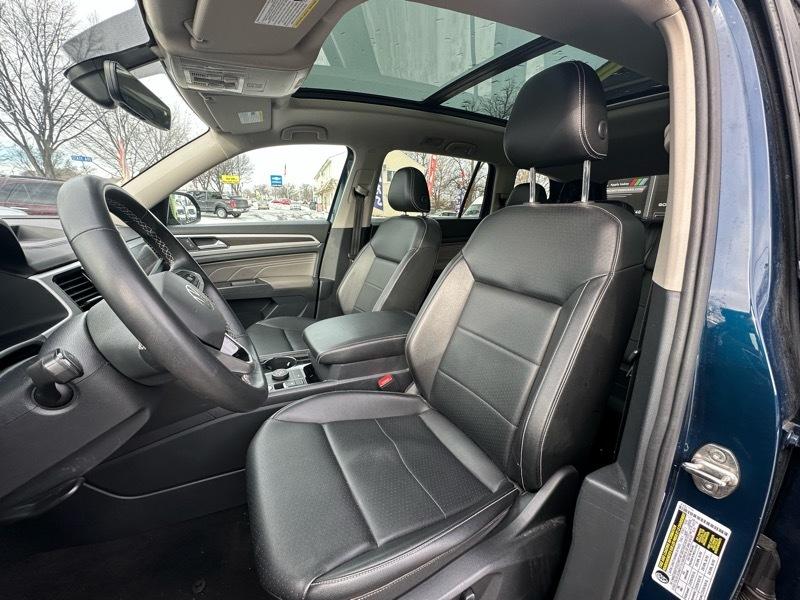 Volkswagen Atlas 3.6L V6 SE w/Technology 4MOTION 2022