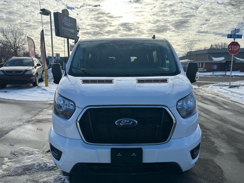 Ford Transit Passenger Wagon T-350 148" Low Roof XLT RWD 2025